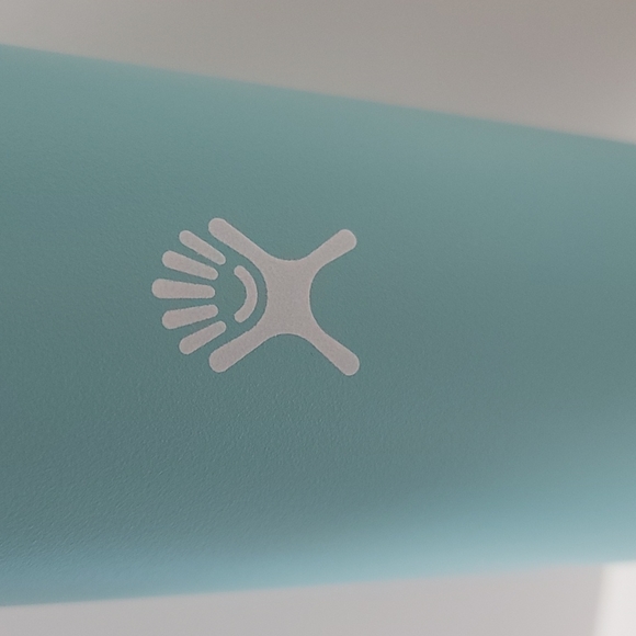 Hydro Flask 24 oz Standard Mouth Apline - Picture 4 of 7